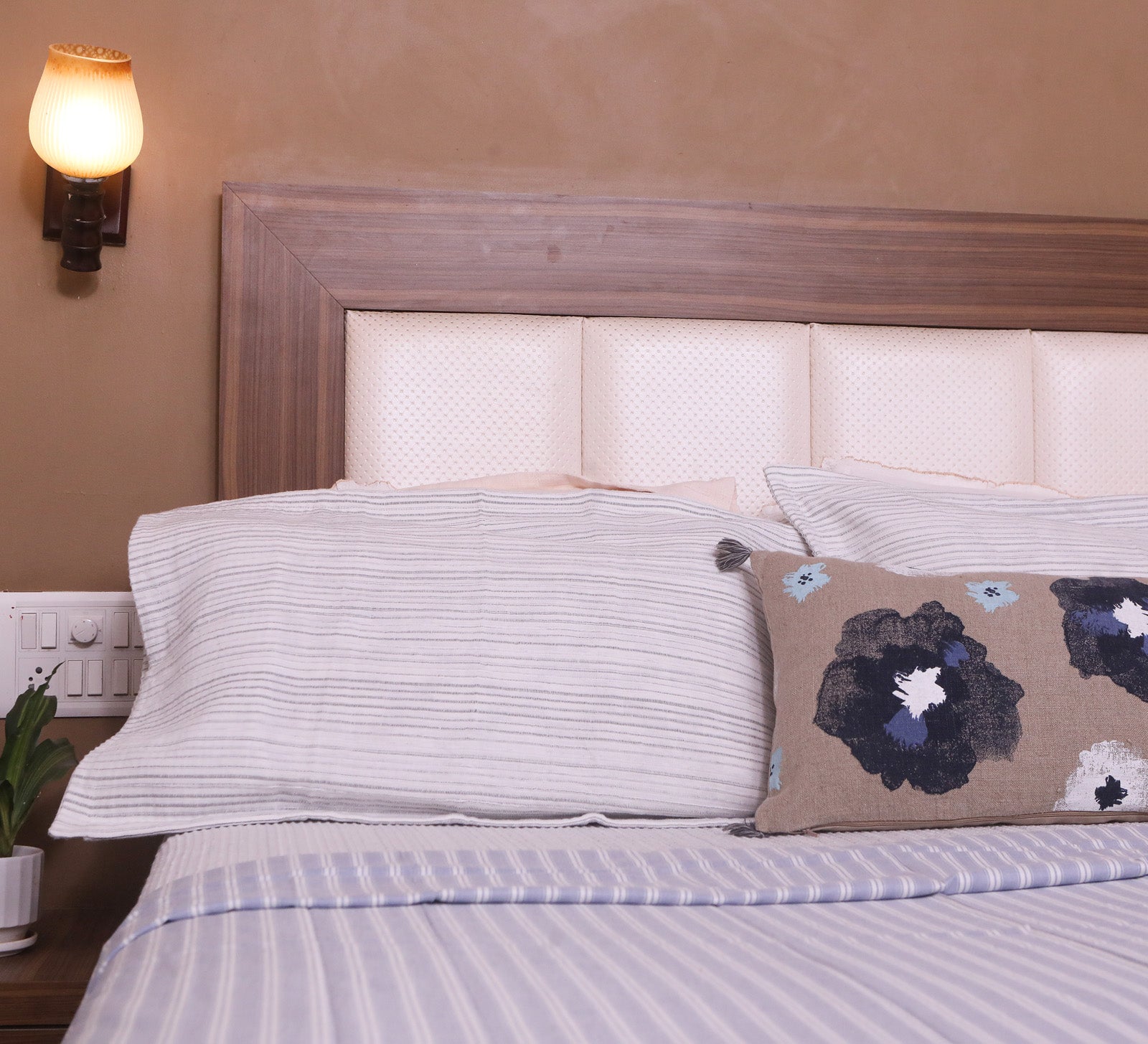 White and blue stripe 100% cotton Single Bed Dhoar