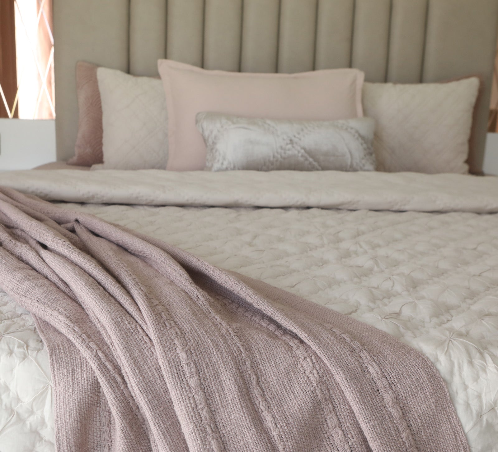 Ribbed Pink stripe throw