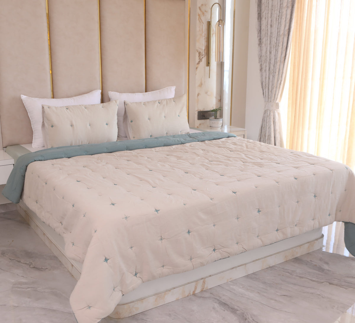 Beige and Blue tuck double bed quilt