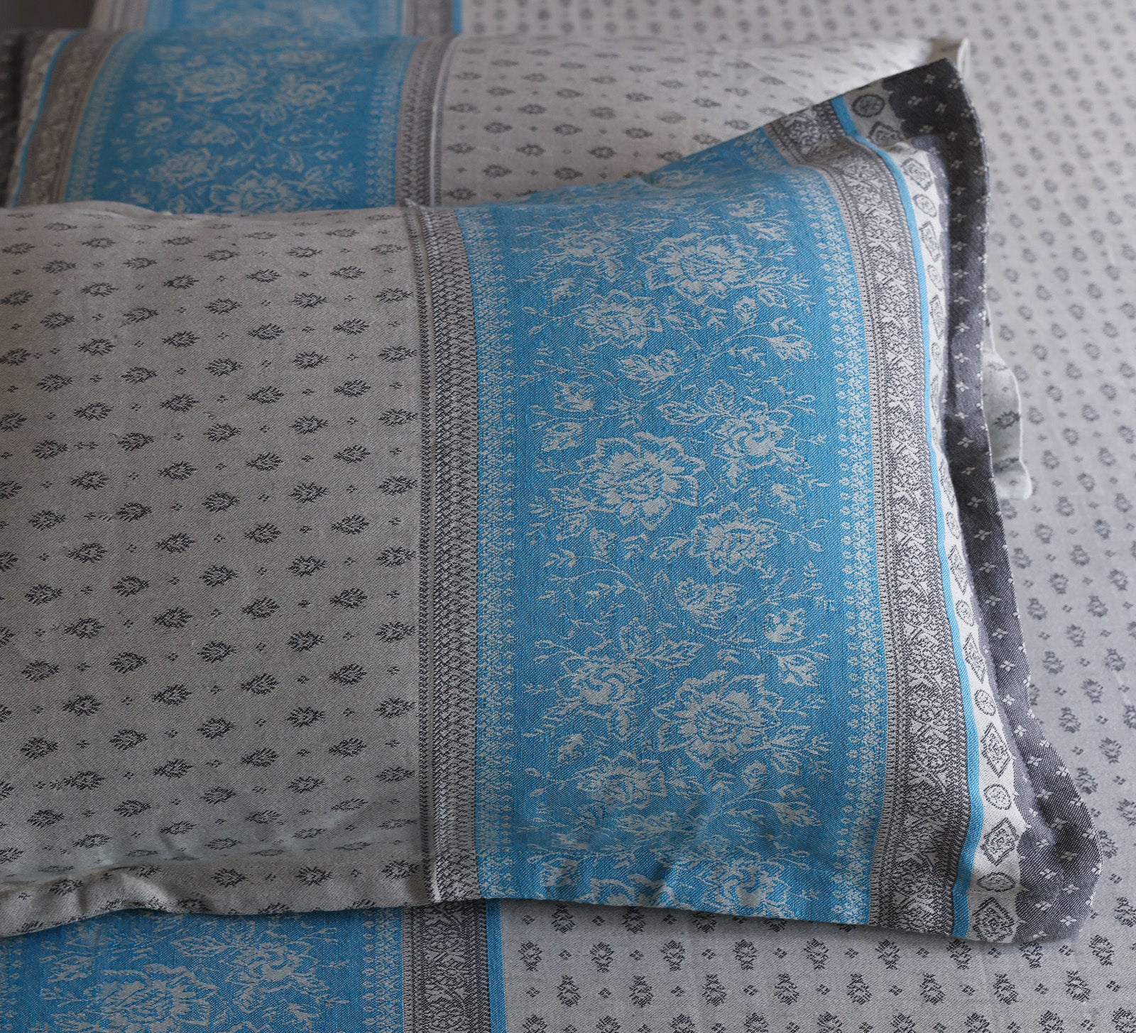 Jacquard Woven Blue and Grey Double Bed Cover