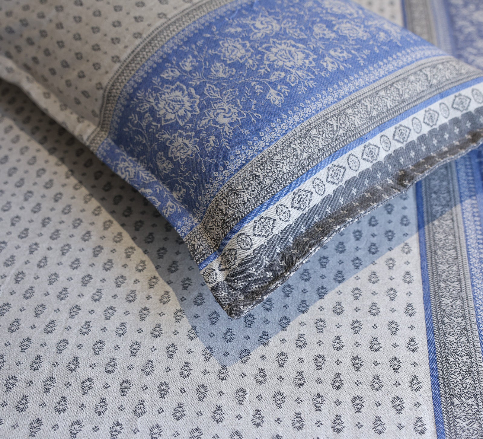 Jacquard Woven Navy Blue and Grey Double Bed Cover