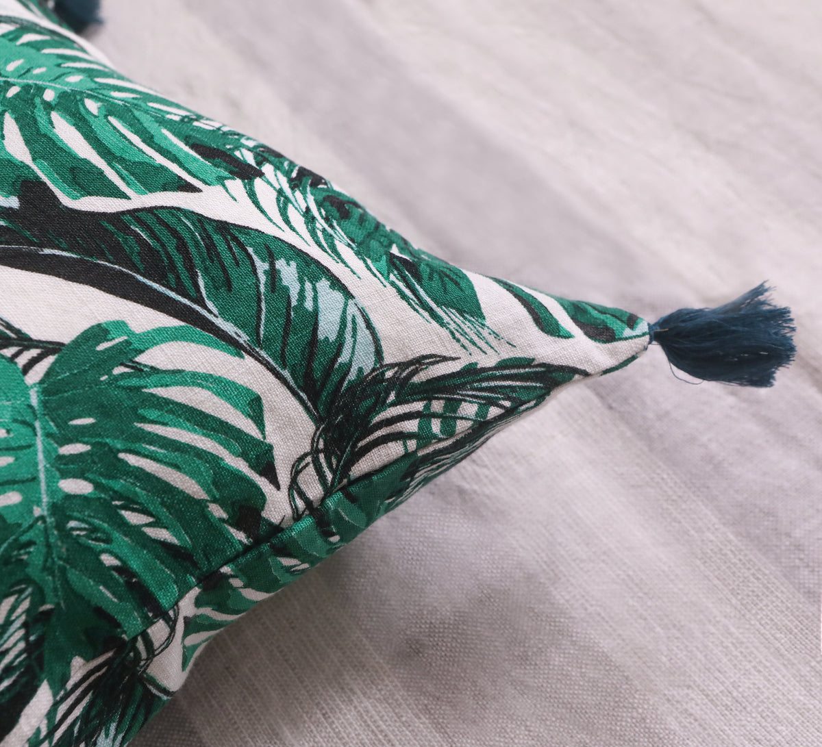 Forest leaves 100% cotton Lumbar cushion covers