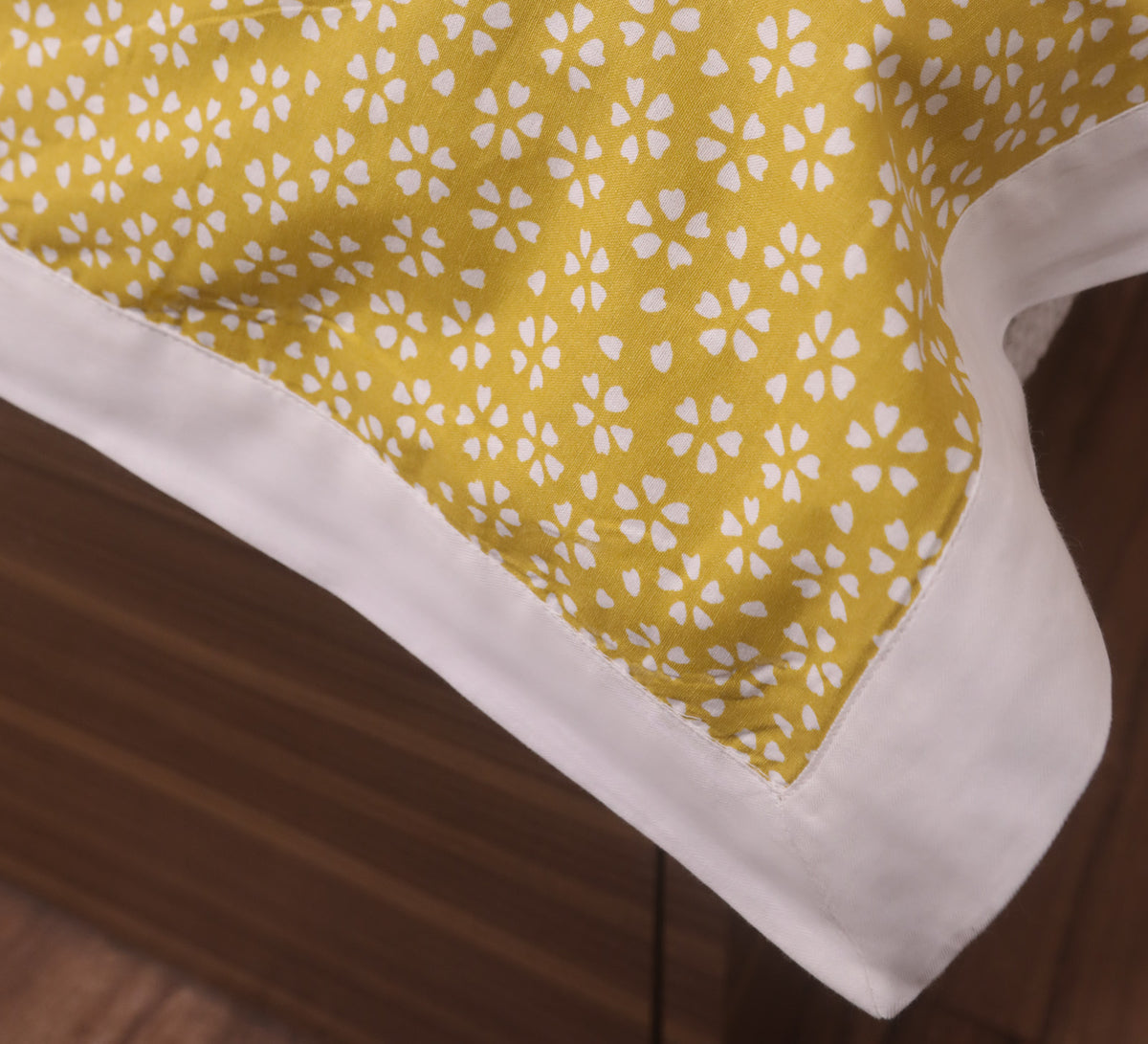 Yellow flower 100% cotton Single Bed Dhoar