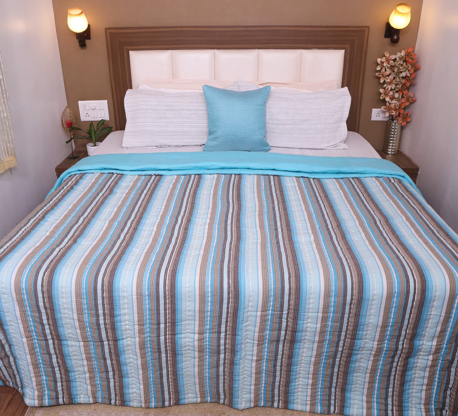 Blue 100% cotton double bed quilt