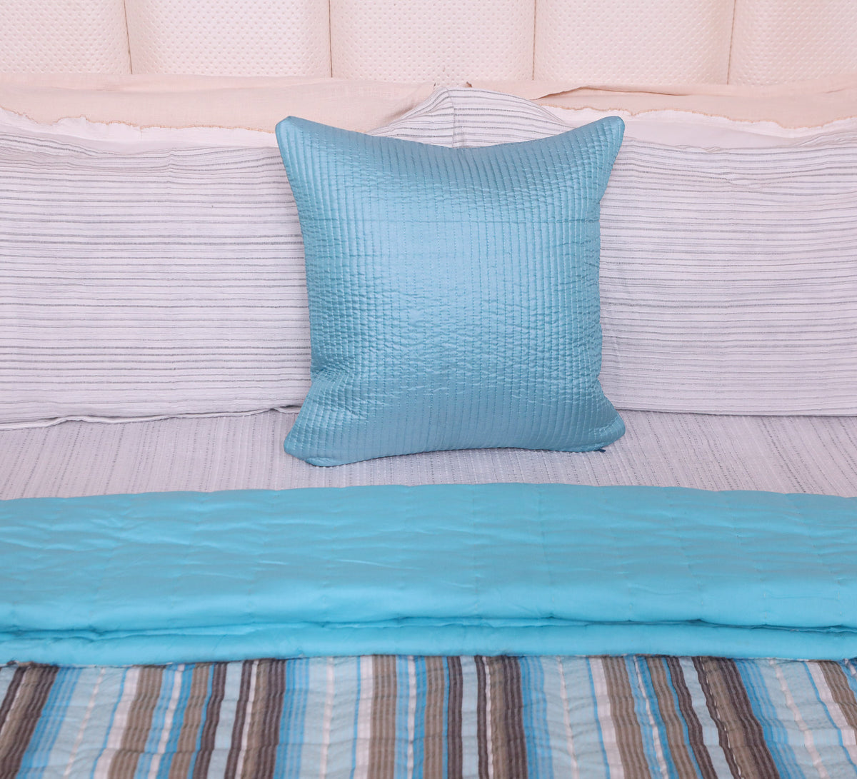 Blue 100% cotton double bed quilt