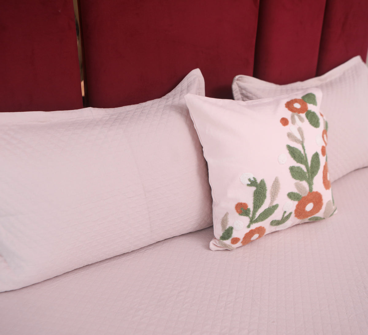Mariegold Tufting 100% cotton Cushion Cover