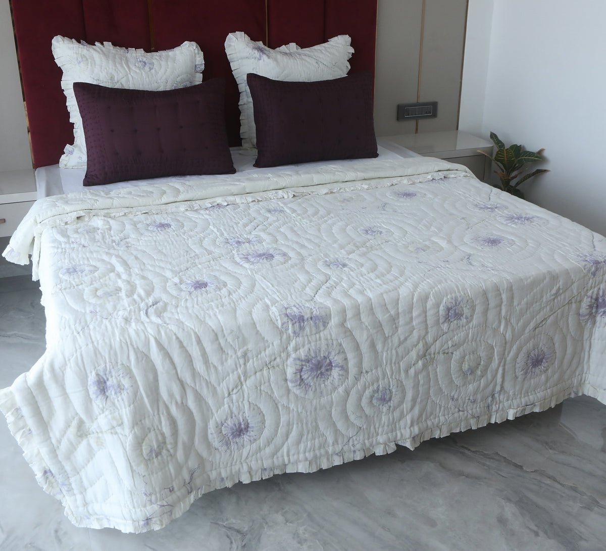 Lavender Frill Linen Double bed quilt