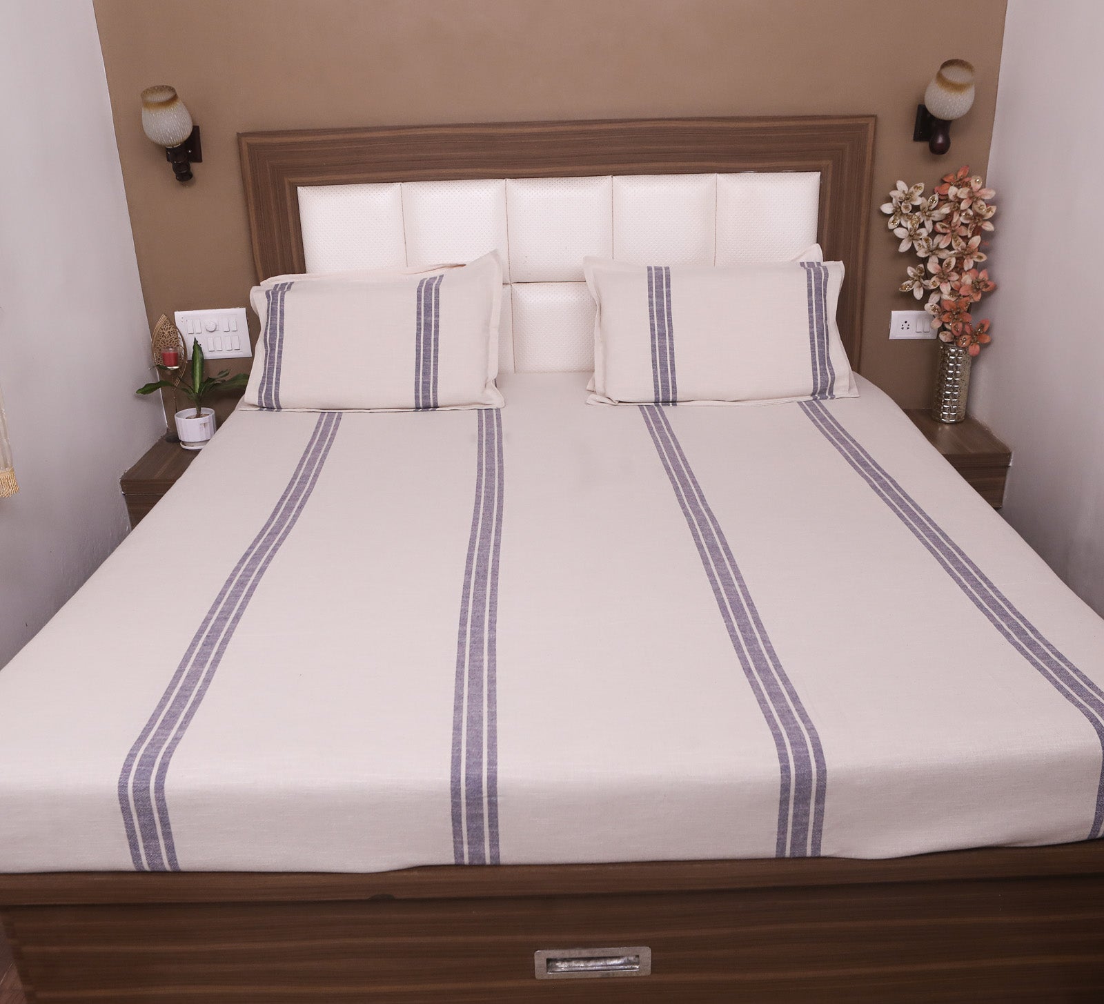 Cotton Double Bed Cover with stripes