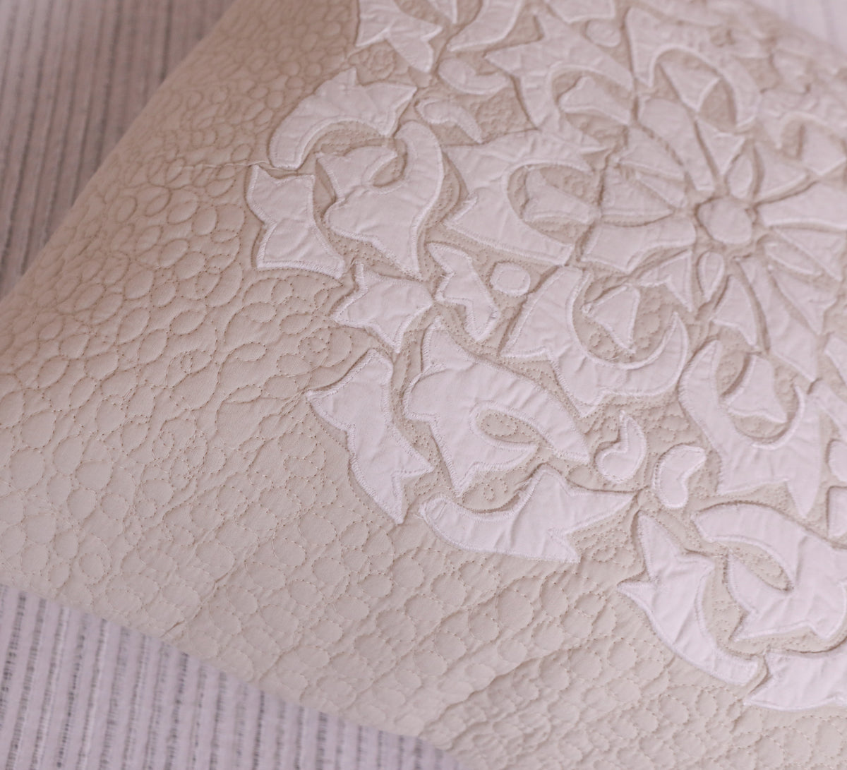 Handcrafted quilted 100% cotton aplique Cushion cover