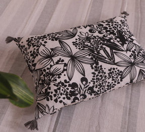 Black Forest leaves Lumbar cushion covers