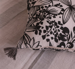 Black Forest leaves Lumbar cushion covers