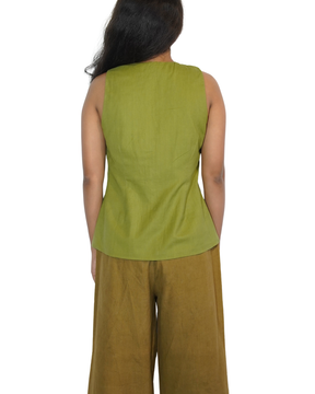 Taru and Agni half jacket top