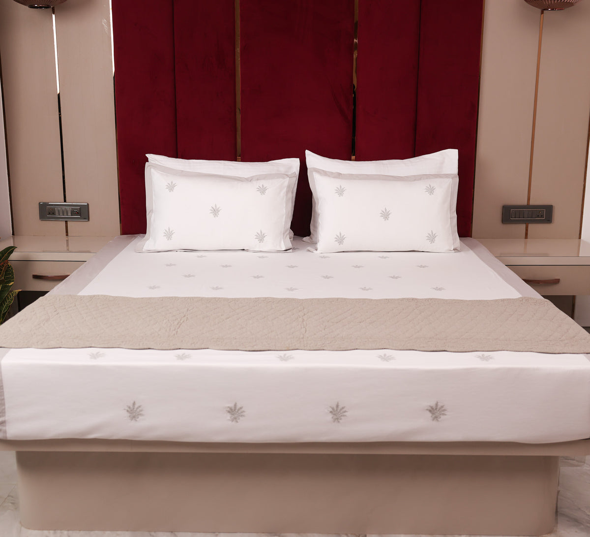 White 100% Cotton Embroidered bed sheet