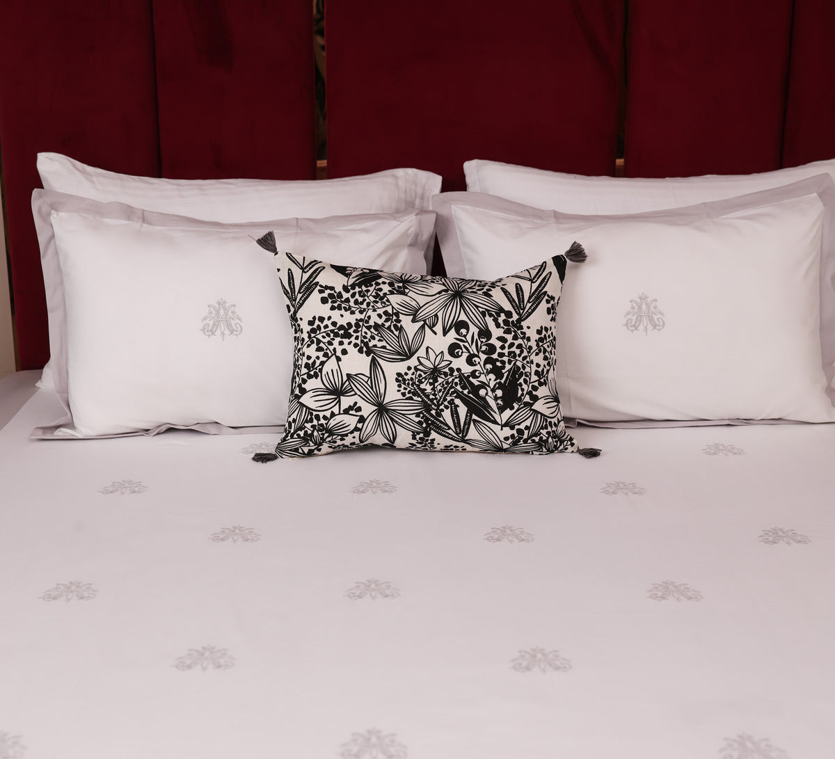 Black Forest leaves Lumbar cushion covers