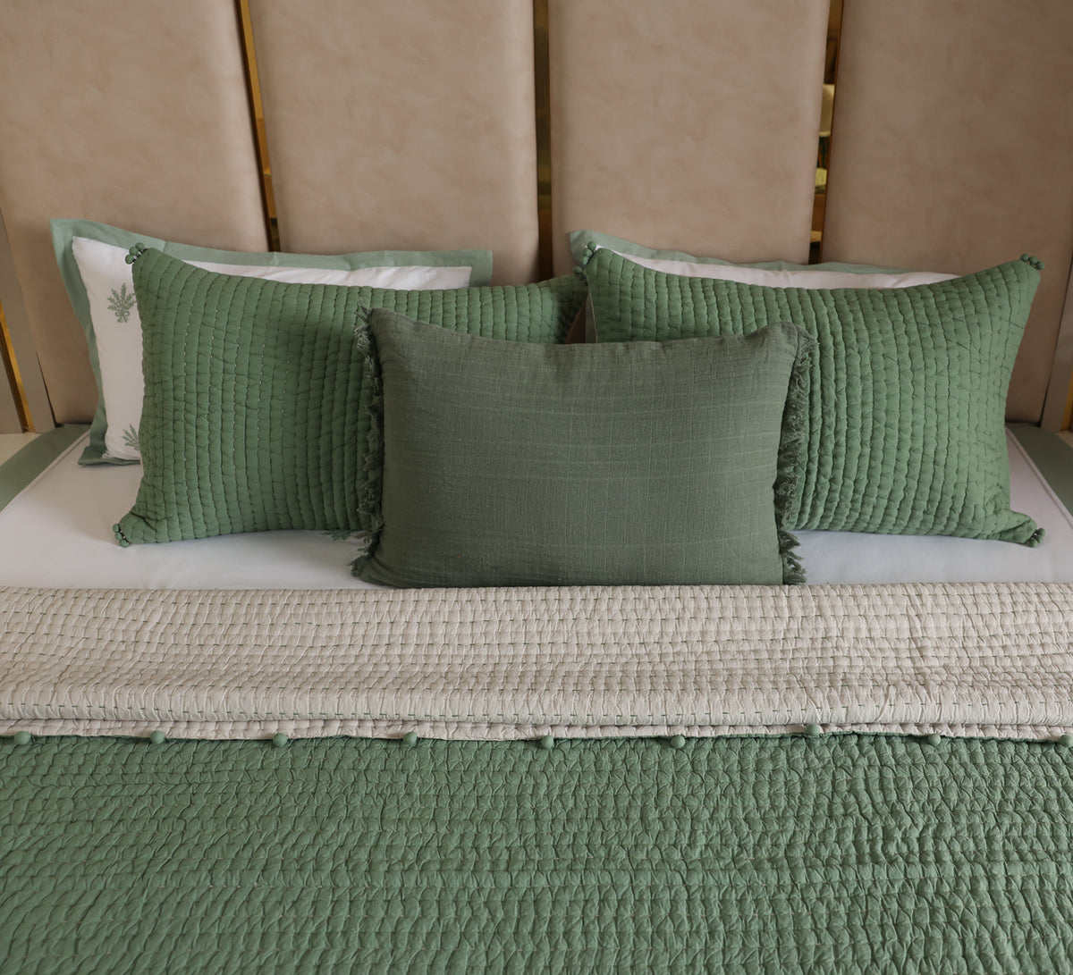 Hand quilted reversable double bed quilt with pompom